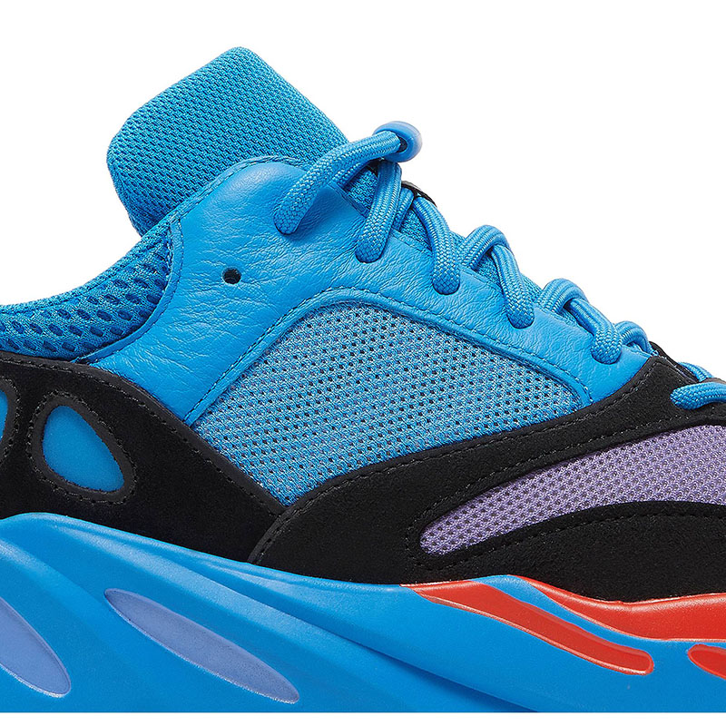 "special price" Y**zy boost 700 