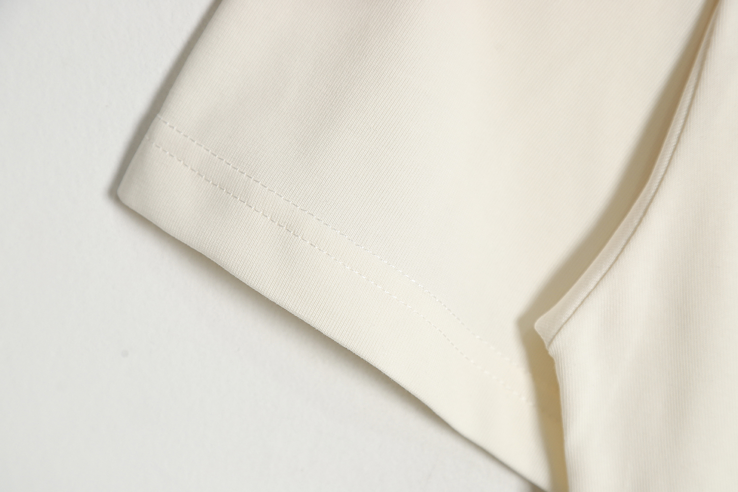 G*u*i 23ss gradient lightning short sleeve t-shirt