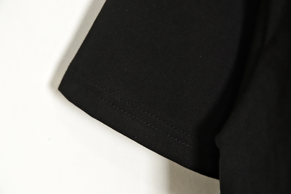 F**di 23ss laser anime bear pattern short sleeve tsk1