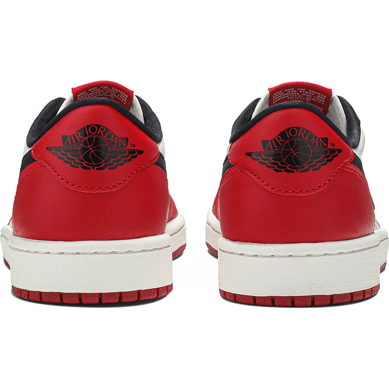 Air Jordan 1 Retro Low OG 