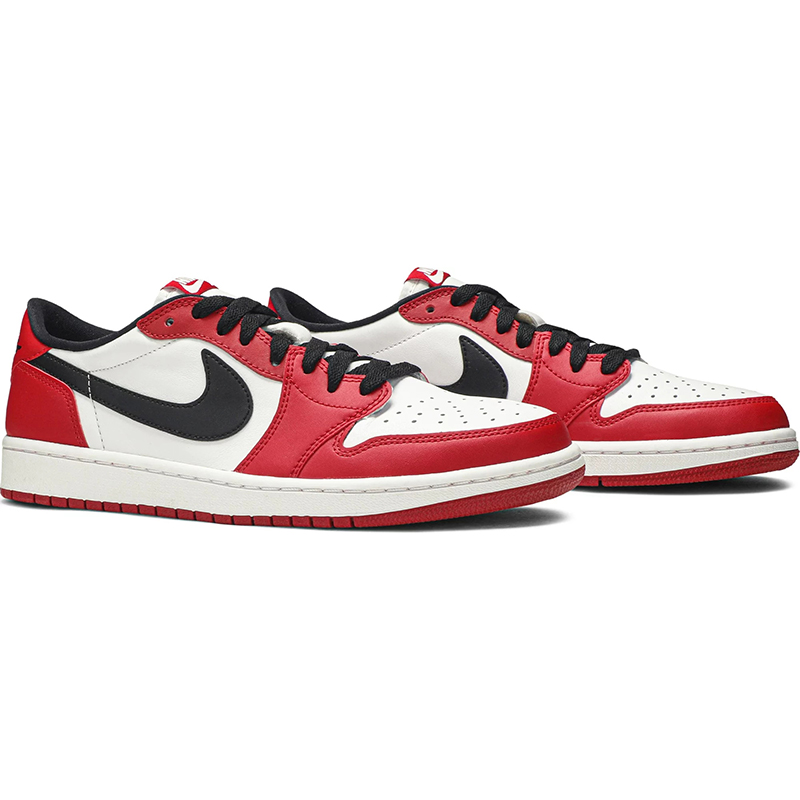 Air Jordan 1 Retro Low OG 