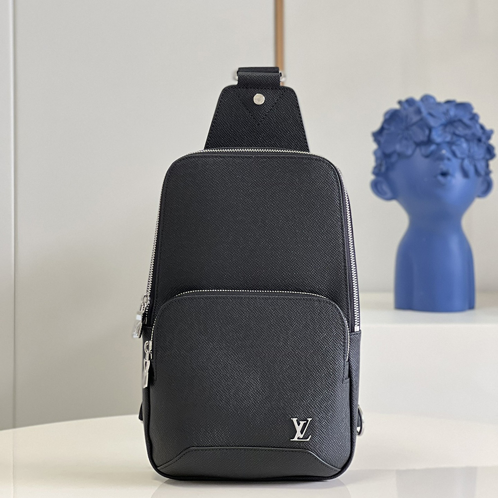 l0*is V*t0n bags m30443 20x31x10cm