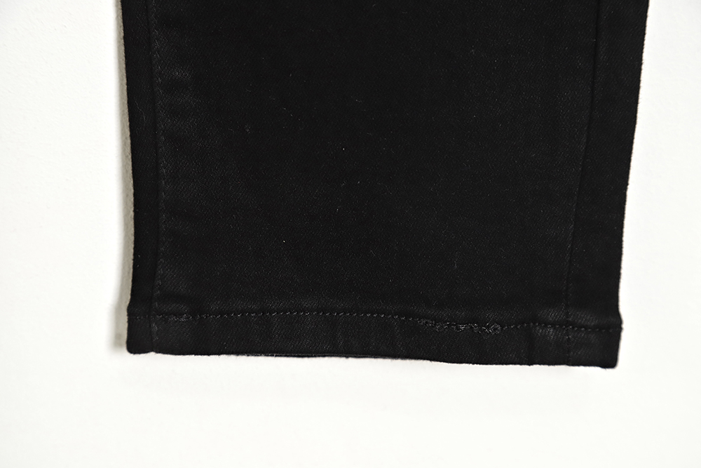 Pra*a triangle logo jeans