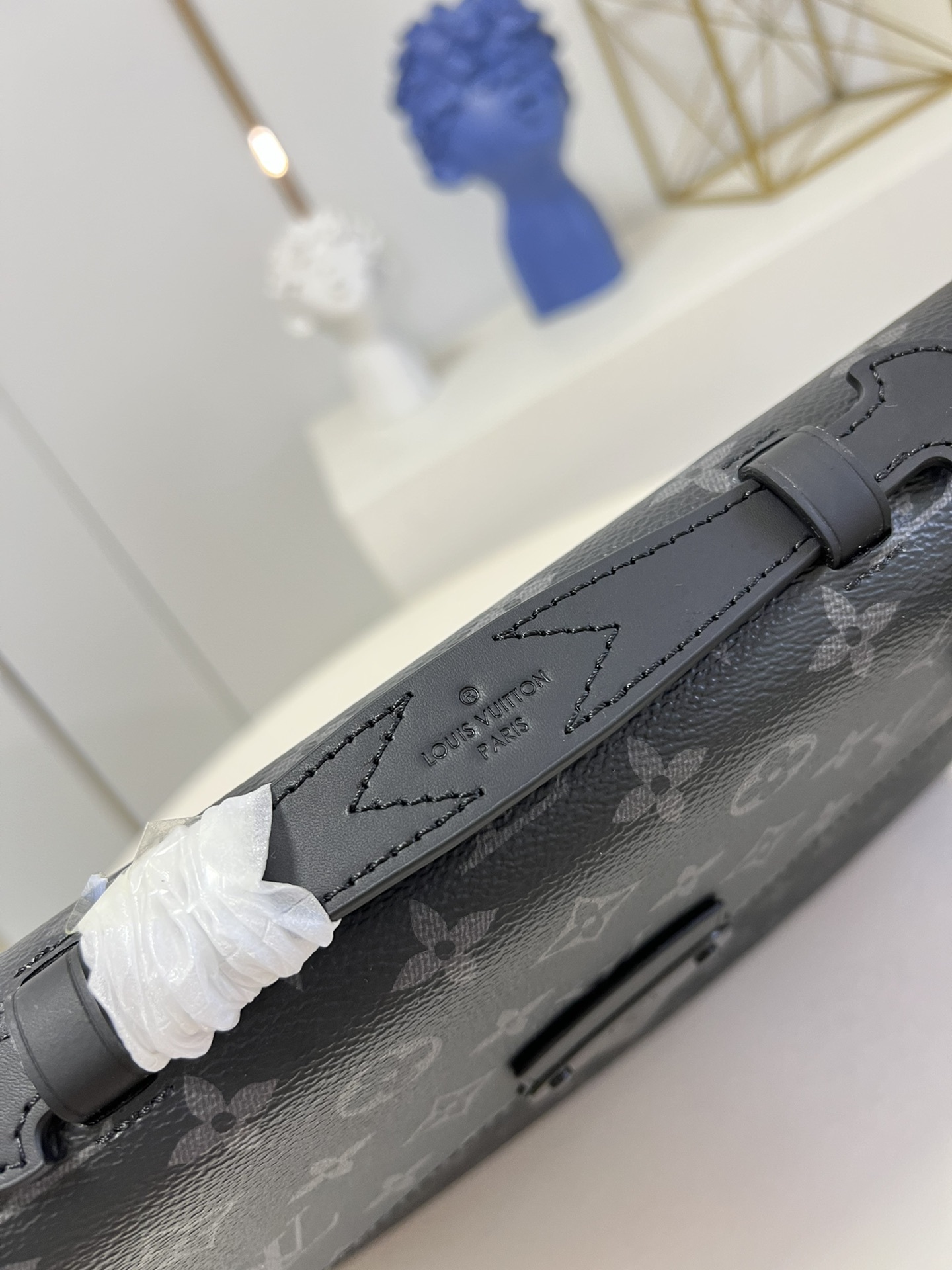 l0*is V*t0n bags m20835 39*30*8cm