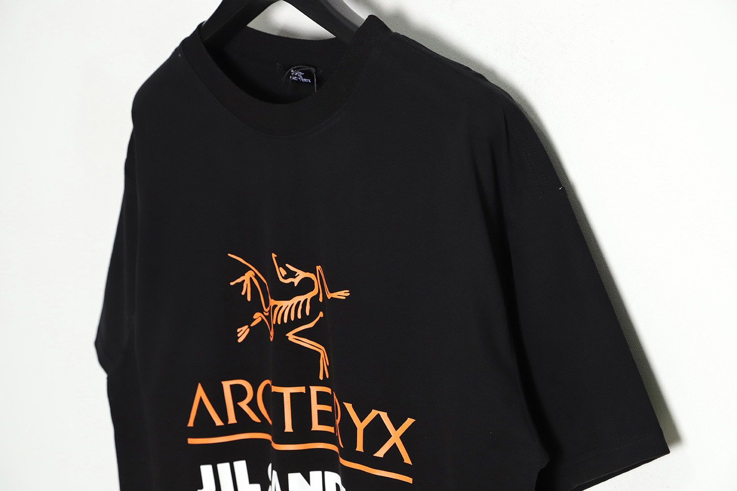 Arc`teryx JIL SANDER Co-branded spell orange 110621 printed short-sleeved TSK1