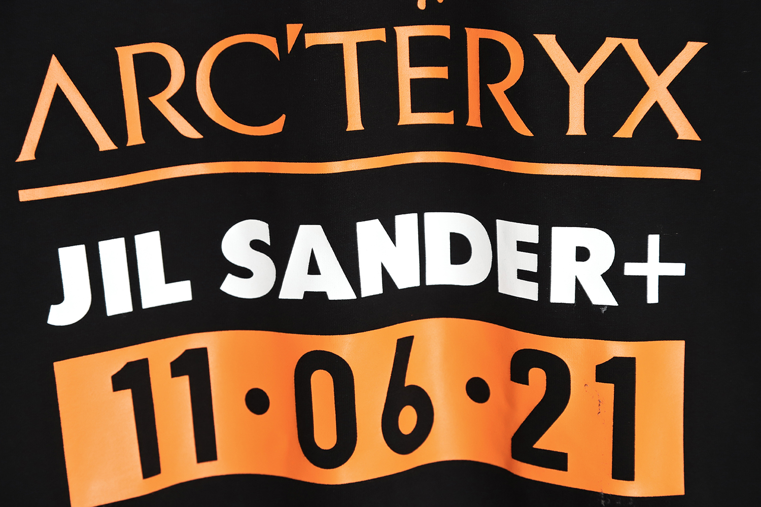 Arc`teryx JIL SANDER Co-branded spell orange 110621 printed short-sleeved TSK1