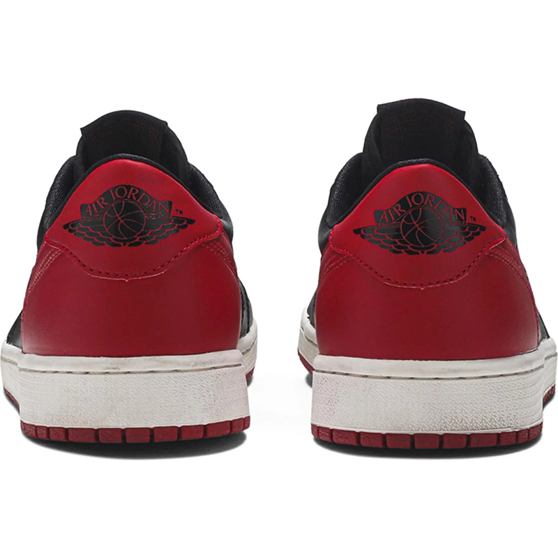 Air Jordan 1 Retro Low OG 