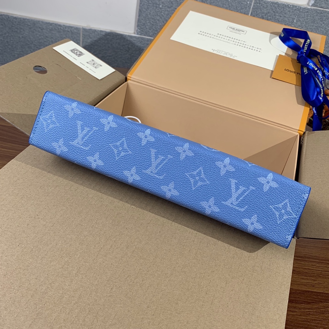 l0*is V*t0n bags m45480 27*21*3cm