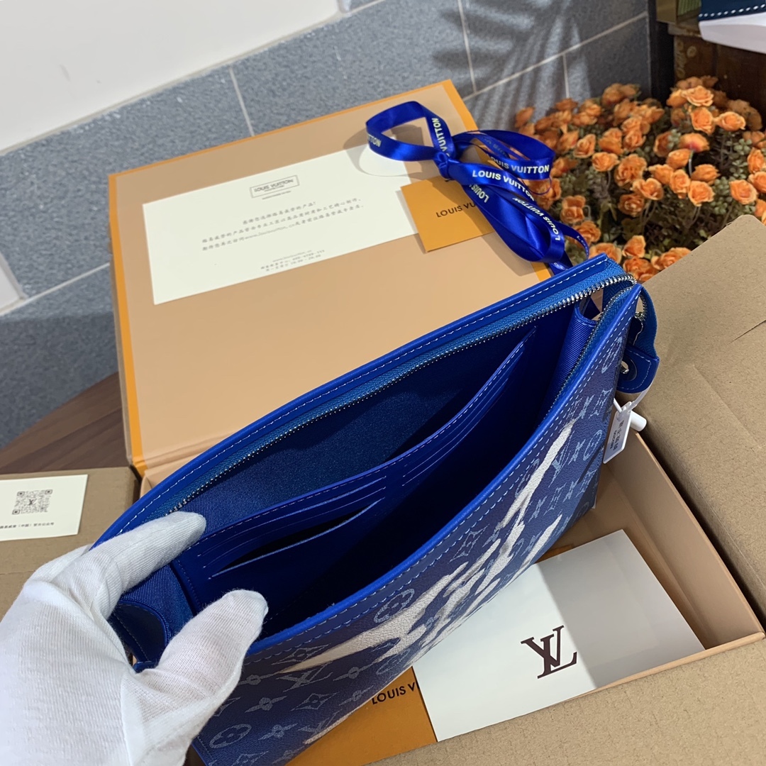 l0*is V*t0n bags m45480 27*21*3cm