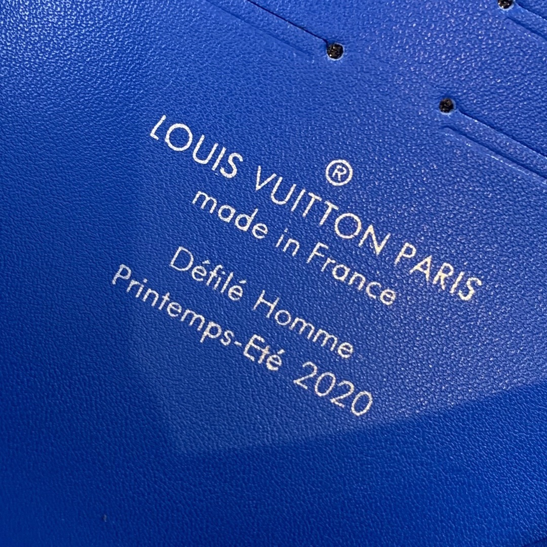 l0*is V*t0n bags m45480 27*21*3cm