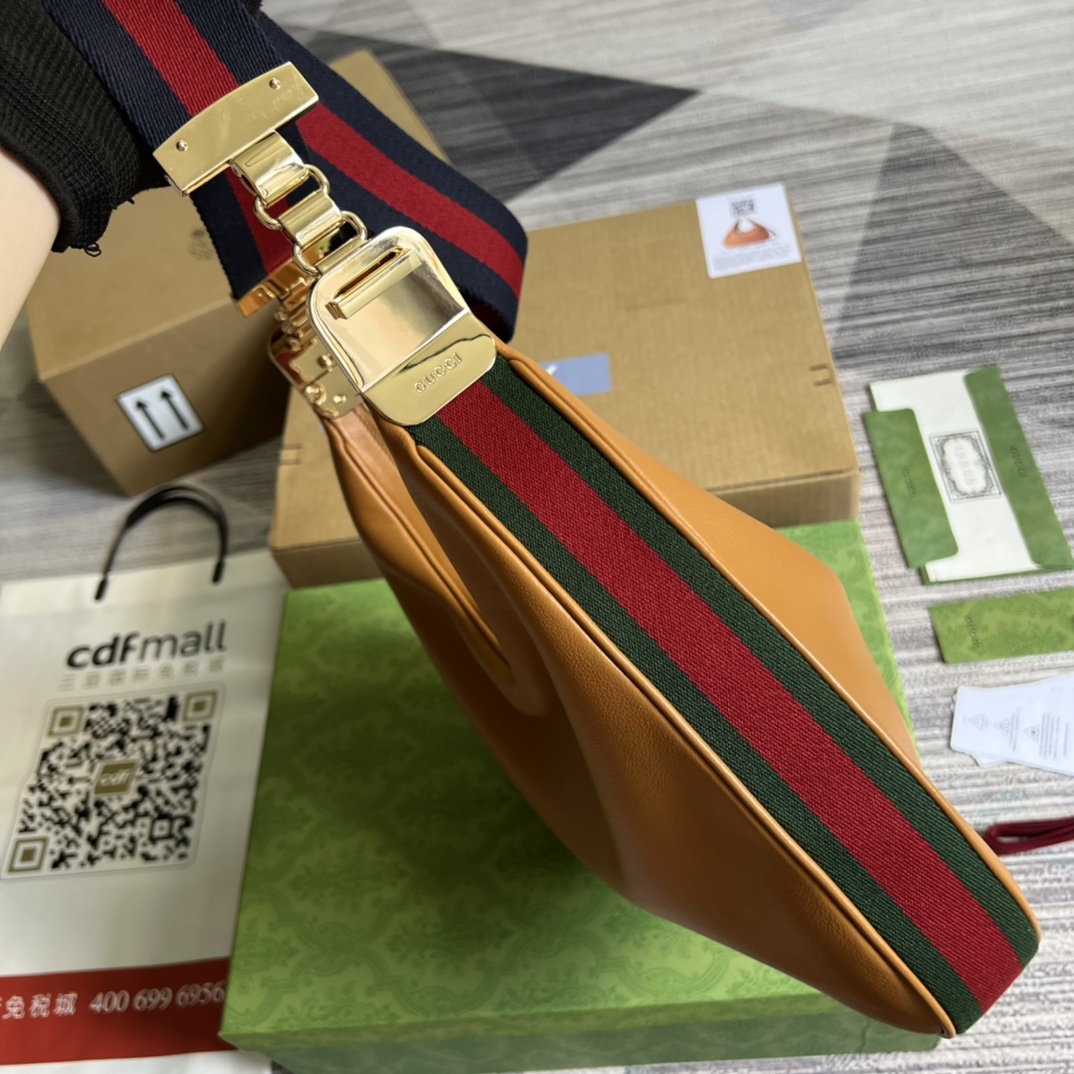 G*u*i bags 702823 35*32*6cm