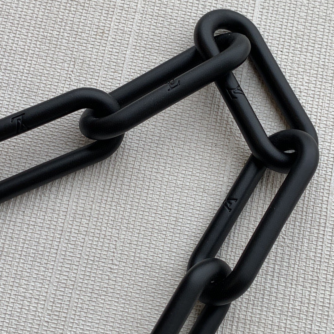 l0*is V*t0n bags m44480 18.5*13*8cm