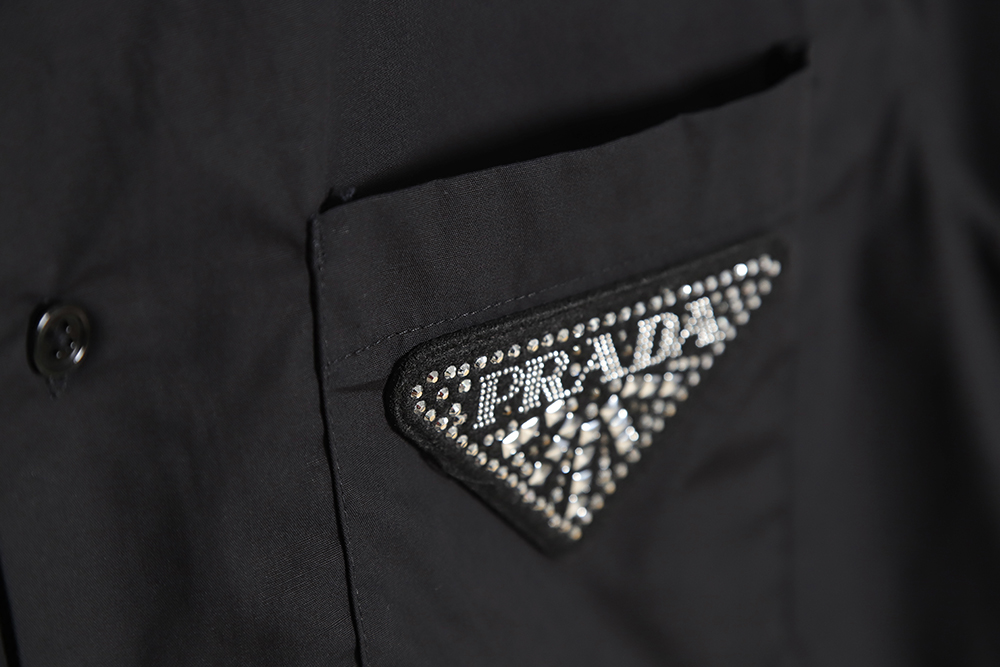 Pra*a prd 23ss triangular rhinestone logo long sleeve shirt tsk1