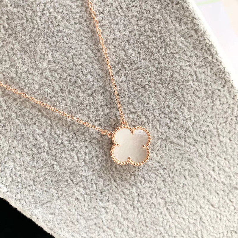 V*N CL*F & arpels vintage alhambra necklaces rose gold