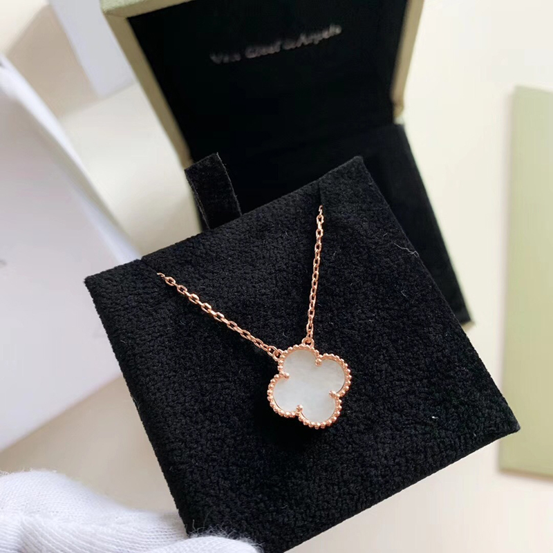 V*N CL*F & arpels vintage alhambra necklaces rose gold