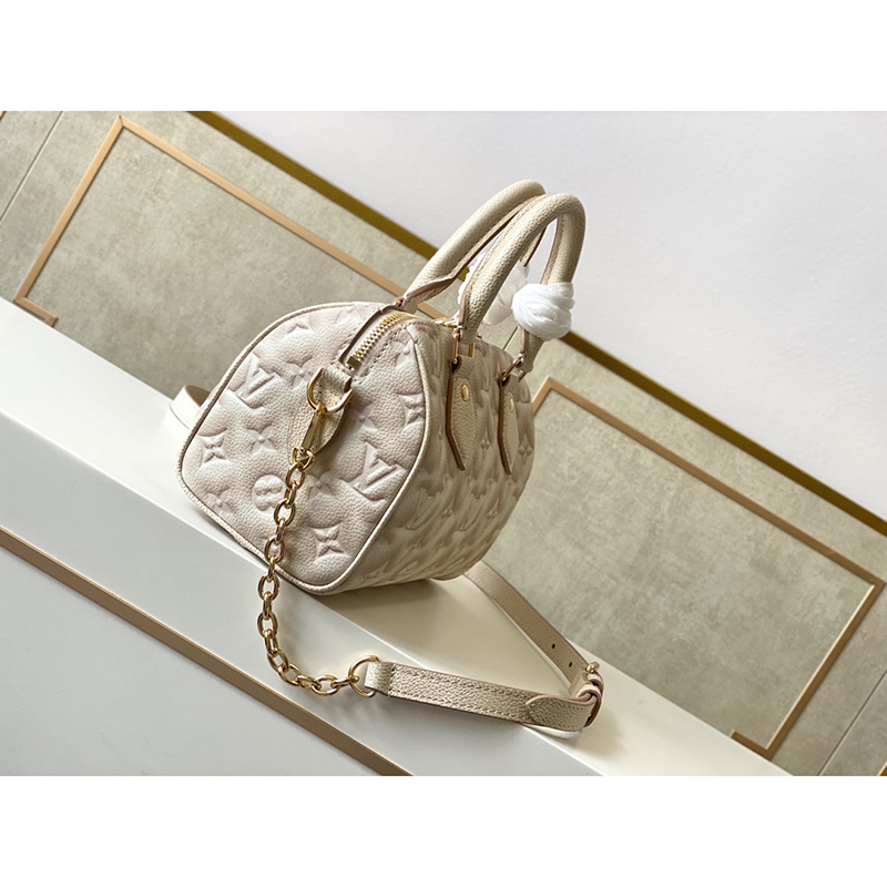 l0*is V*t0n bags 46163 20.5*13.5*12cm