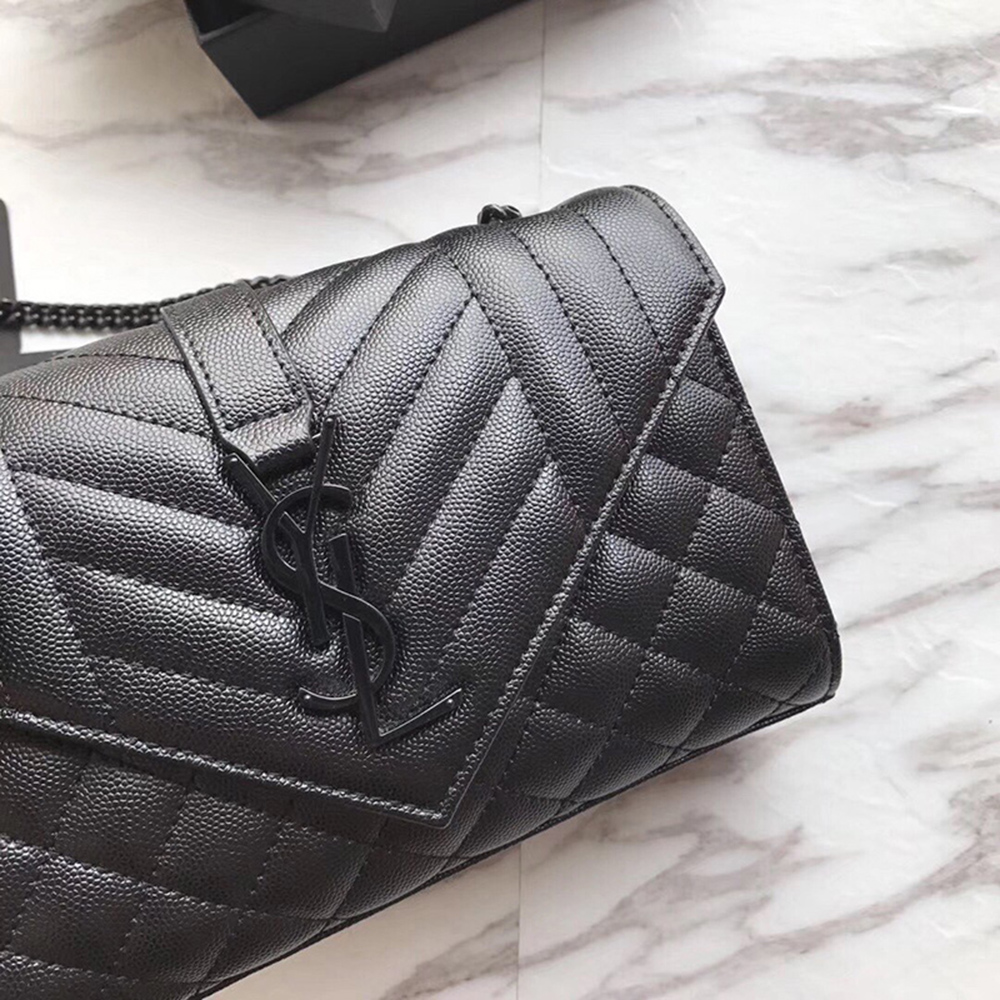 Sa**t Lau*nt envelope embossed leather bags black 600195 21*13*6cm