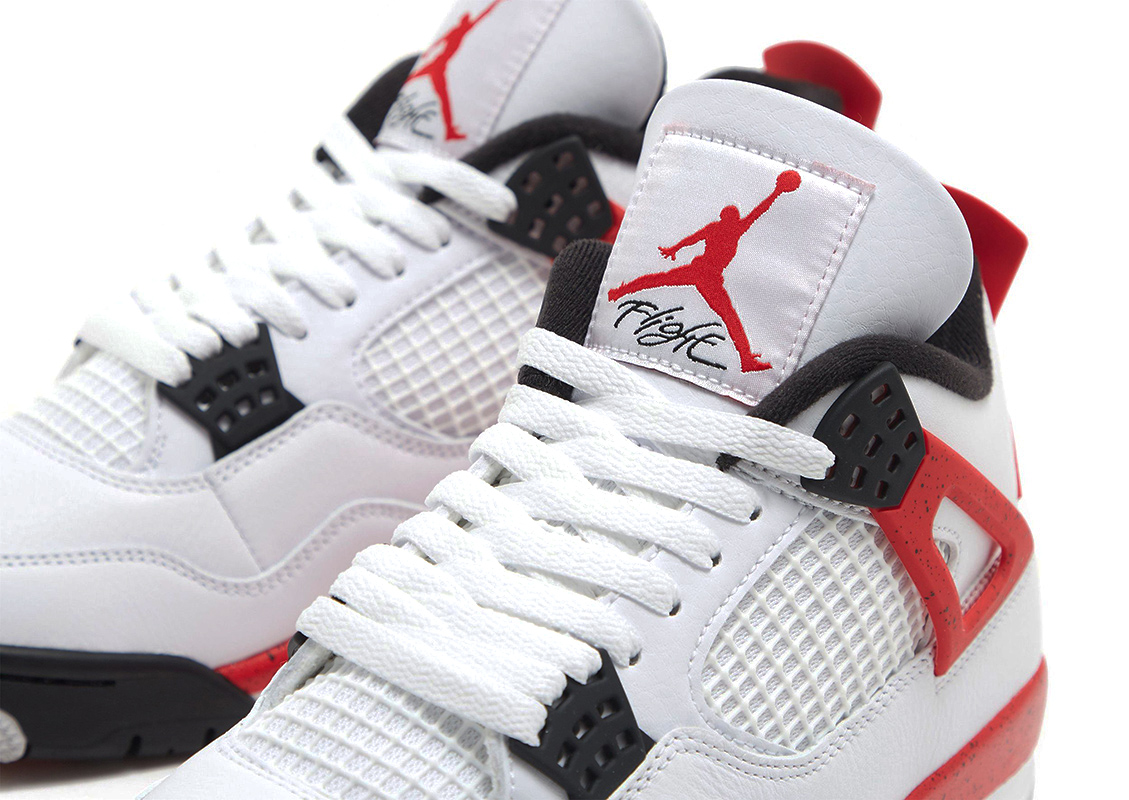 Air Jordan 4 Retro 