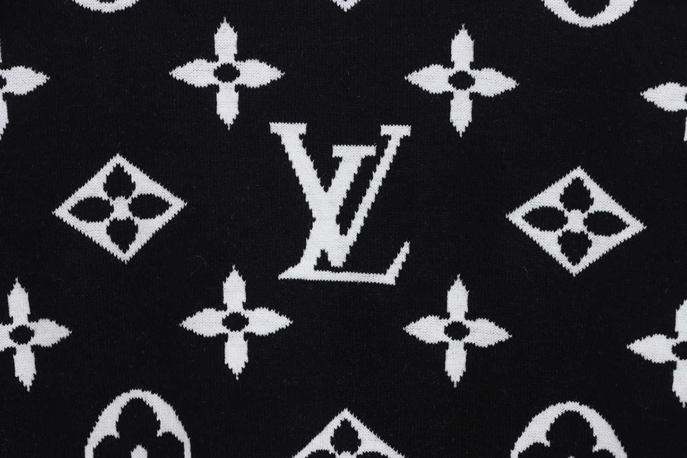 l0*is V*t0n full pattern presbyopia jacquard sweater