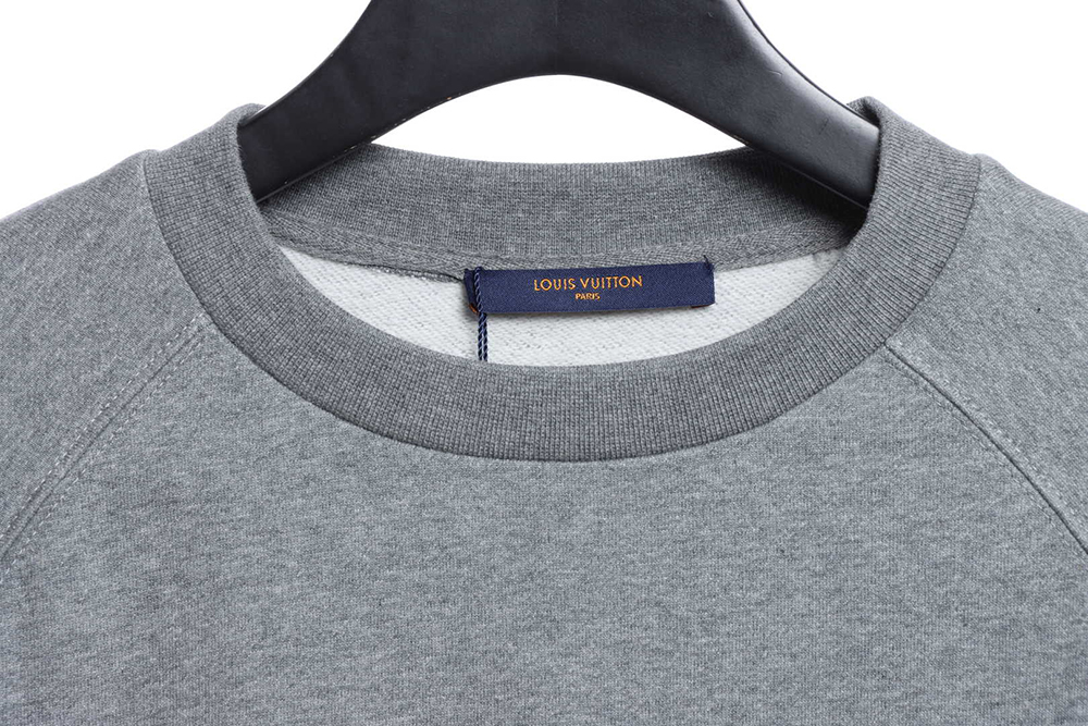 l0*is V*t0n × nigo joint gray raglan sleeve round neck sweater