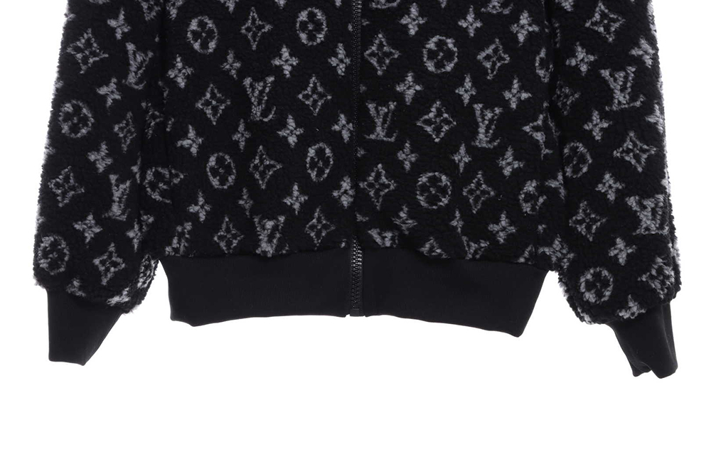 l0*is V*t0n teddy fleece coat