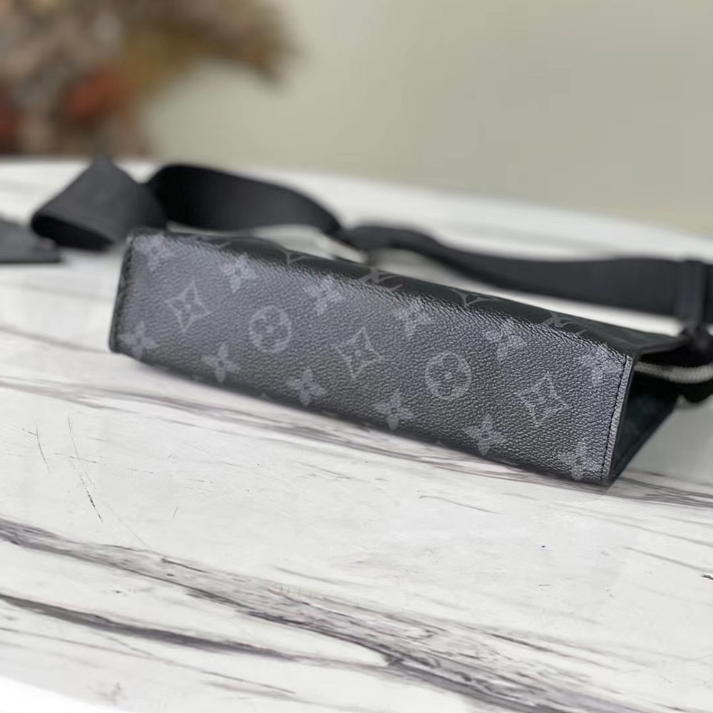 l0*is V*t0n bags m81018 22*14.5*4.5cm