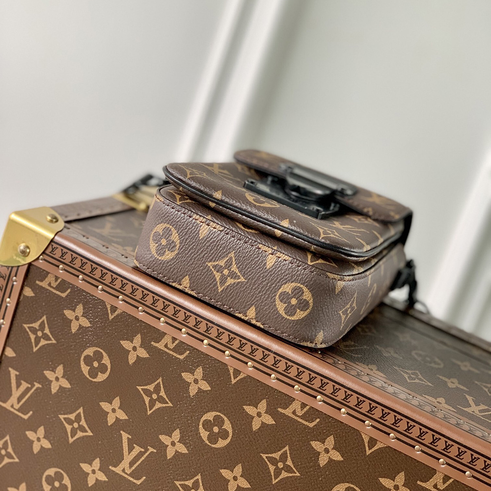 l0*is V*t0n bags m81522 12*19*7cm