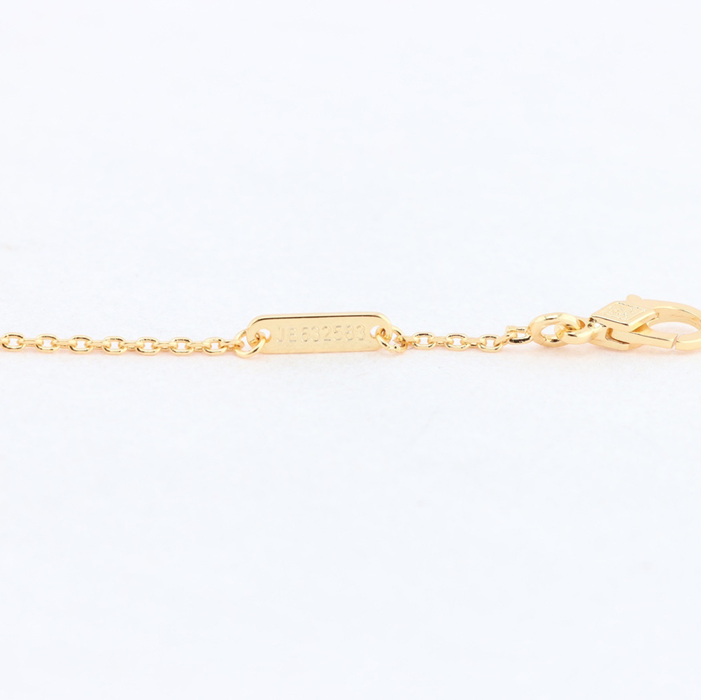 V*N CL*F & arpels, gold,white shell necklaces