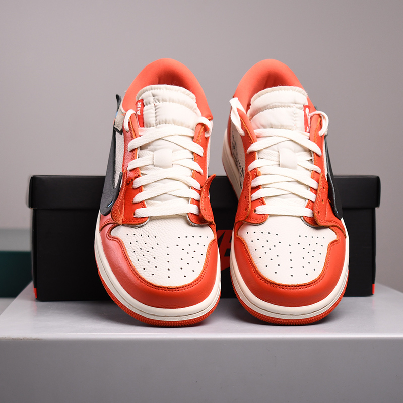 OFF-WHITE X AIR JORDAN 1 LOW 
