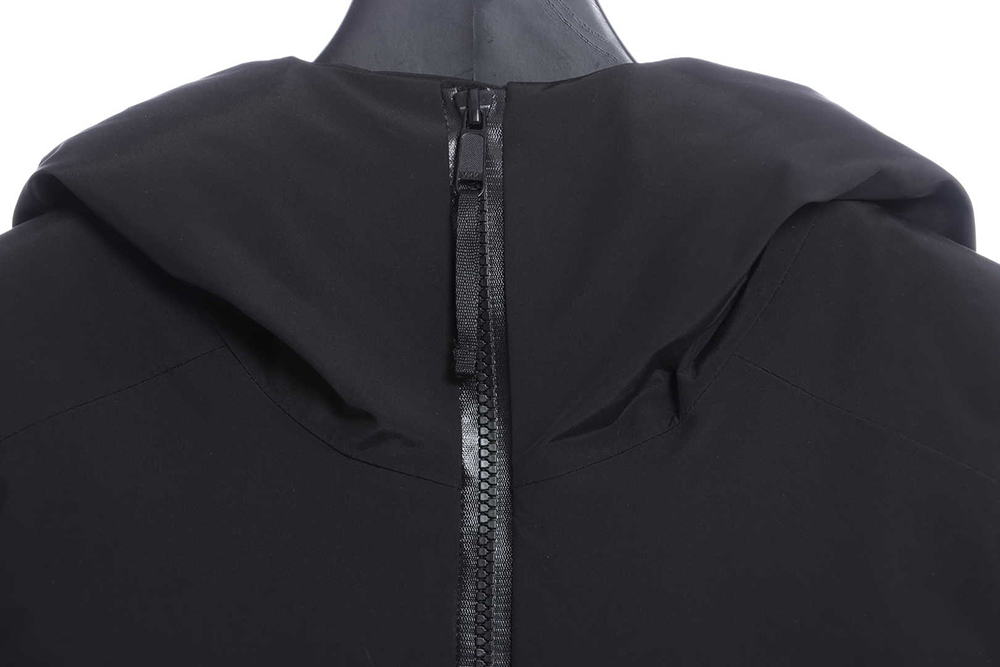 Arcteryx Macai LT Outdoor Windproof Warm Hooded Ski Jacket TSK1