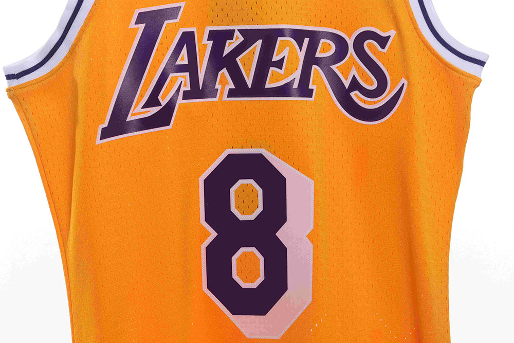 Lakers No. 8 jersey
