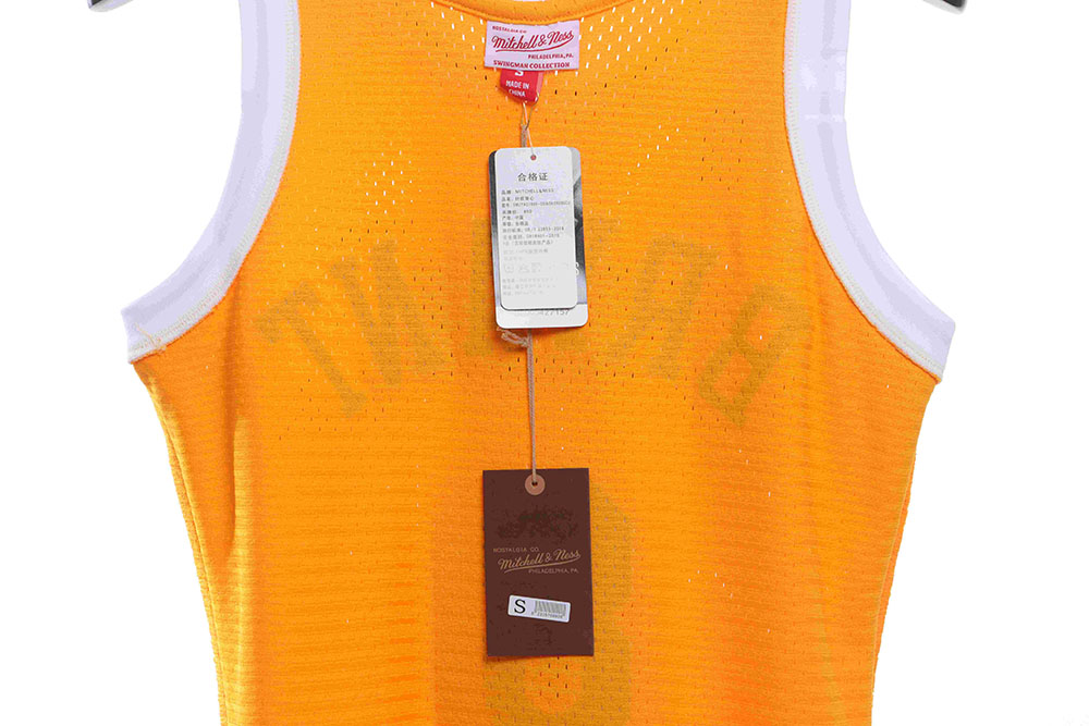 Lakers No. 8 jersey