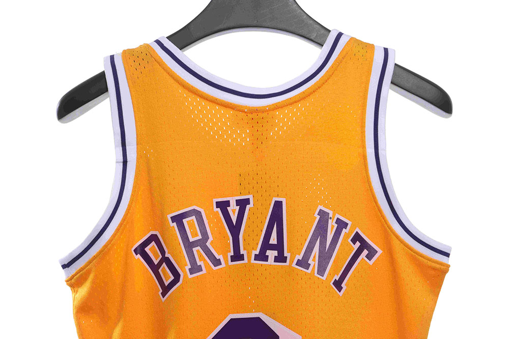 Lakers No. 8 jersey