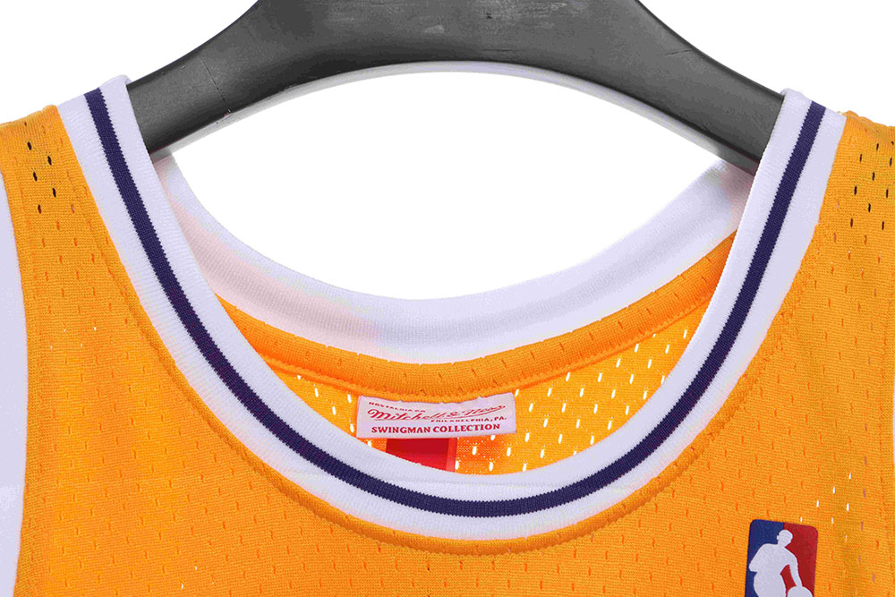 Lakers No. 8 jersey