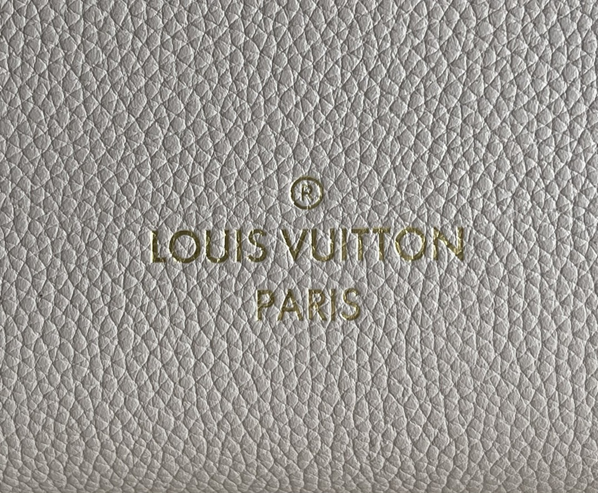 l0*is V*t0n bags m53823 30.5*24.5*14cm