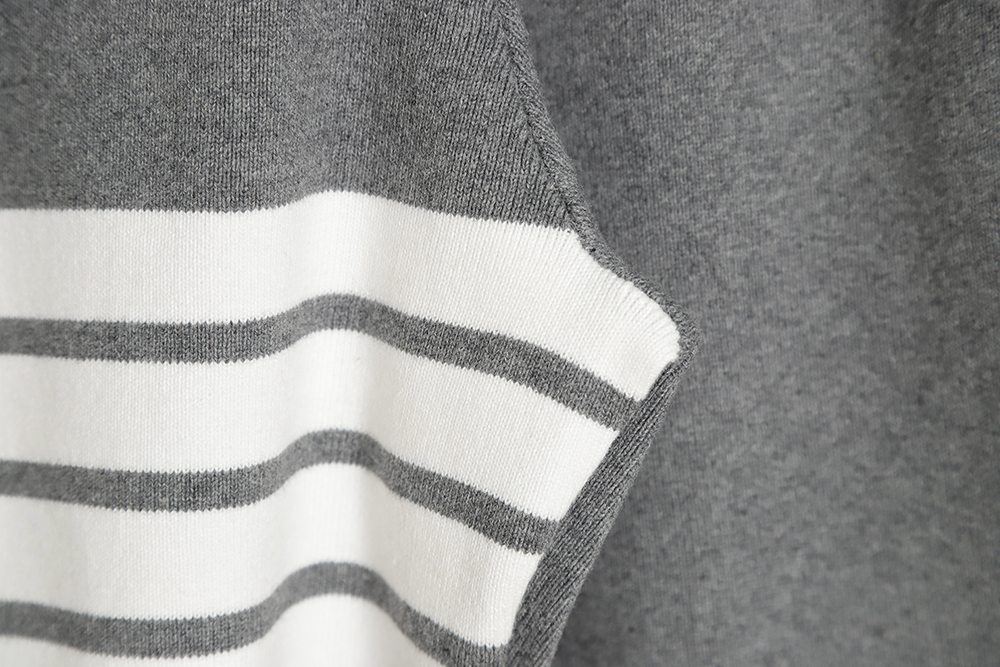 ThomBrowne Knit Four Bar Shorts TSK1