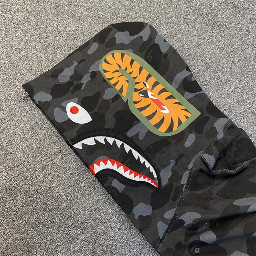 BAPE 1ST CAMO SHARK FULL ZIP HOODIE