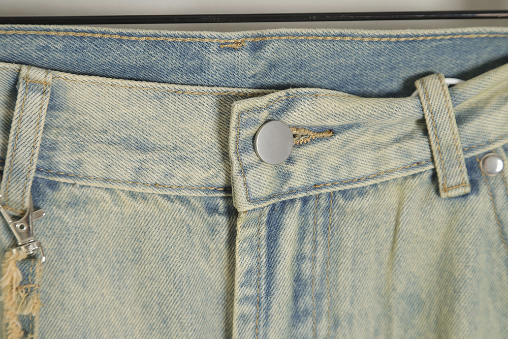 Ma*i*la distressed fanny pack jeans