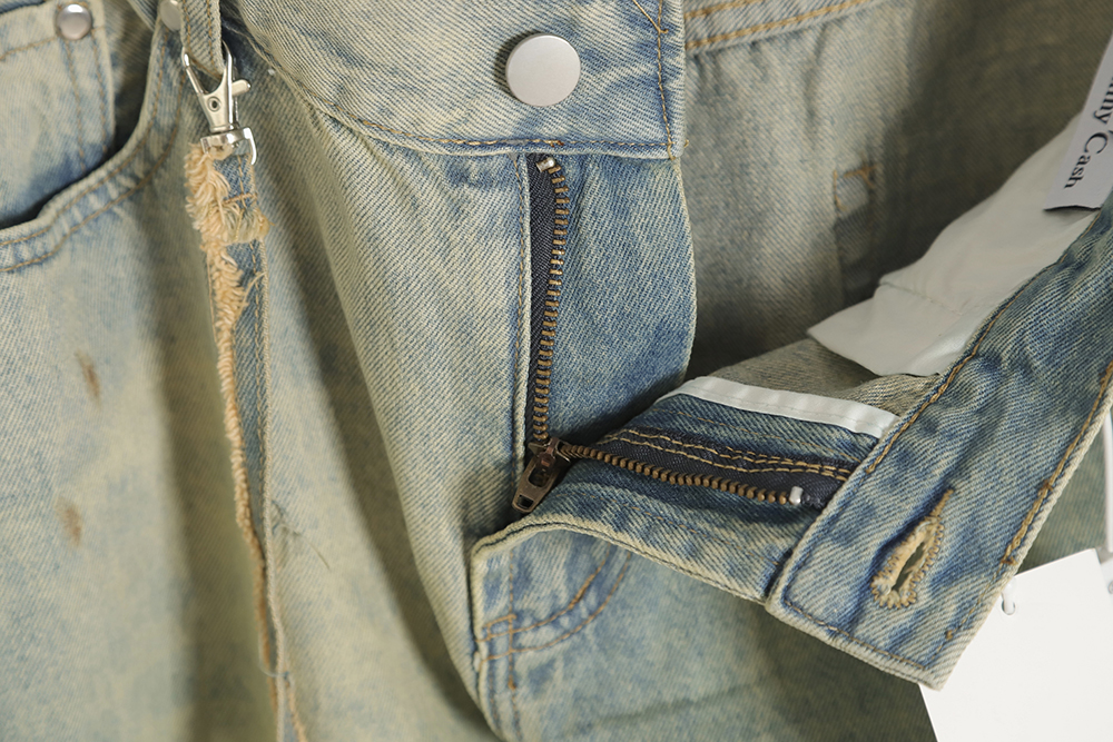 Ma*i*la distressed fanny pack jeans