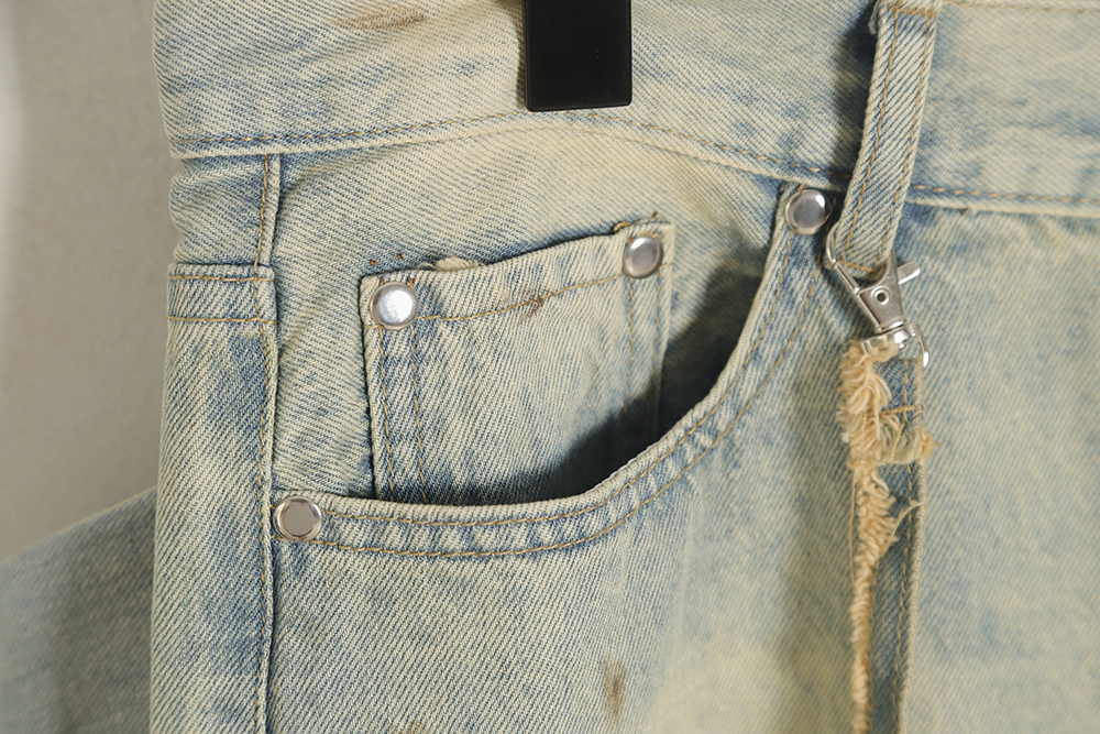 Ma*i*la distressed fanny pack jeans