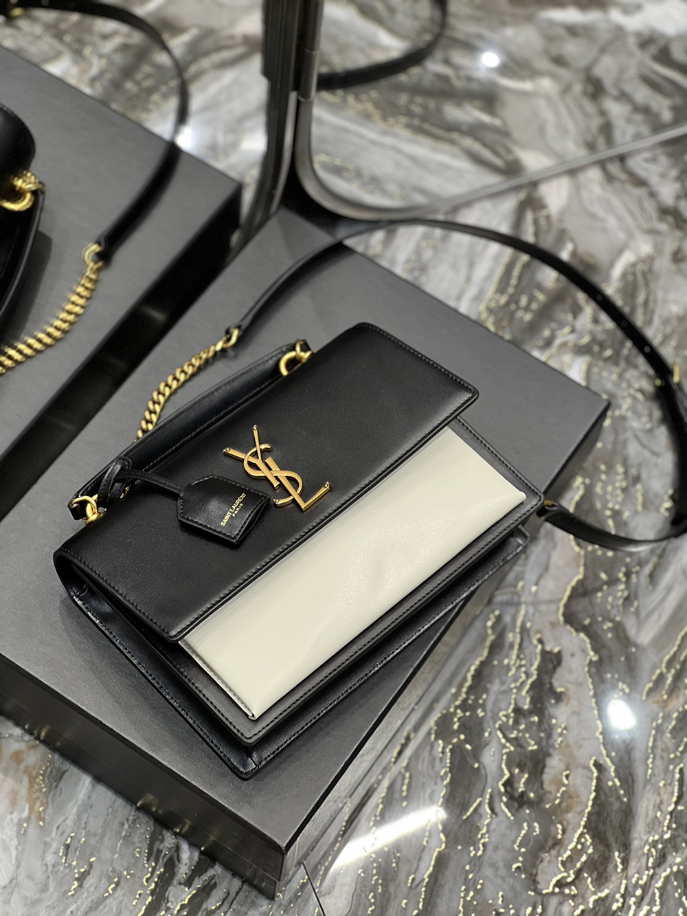 Y.S.AINT Bags 634723 25*18*5cm