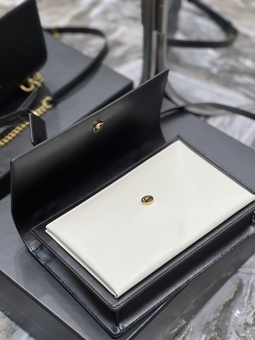 Y.S.AINT Bags 634723 25*18*5cm