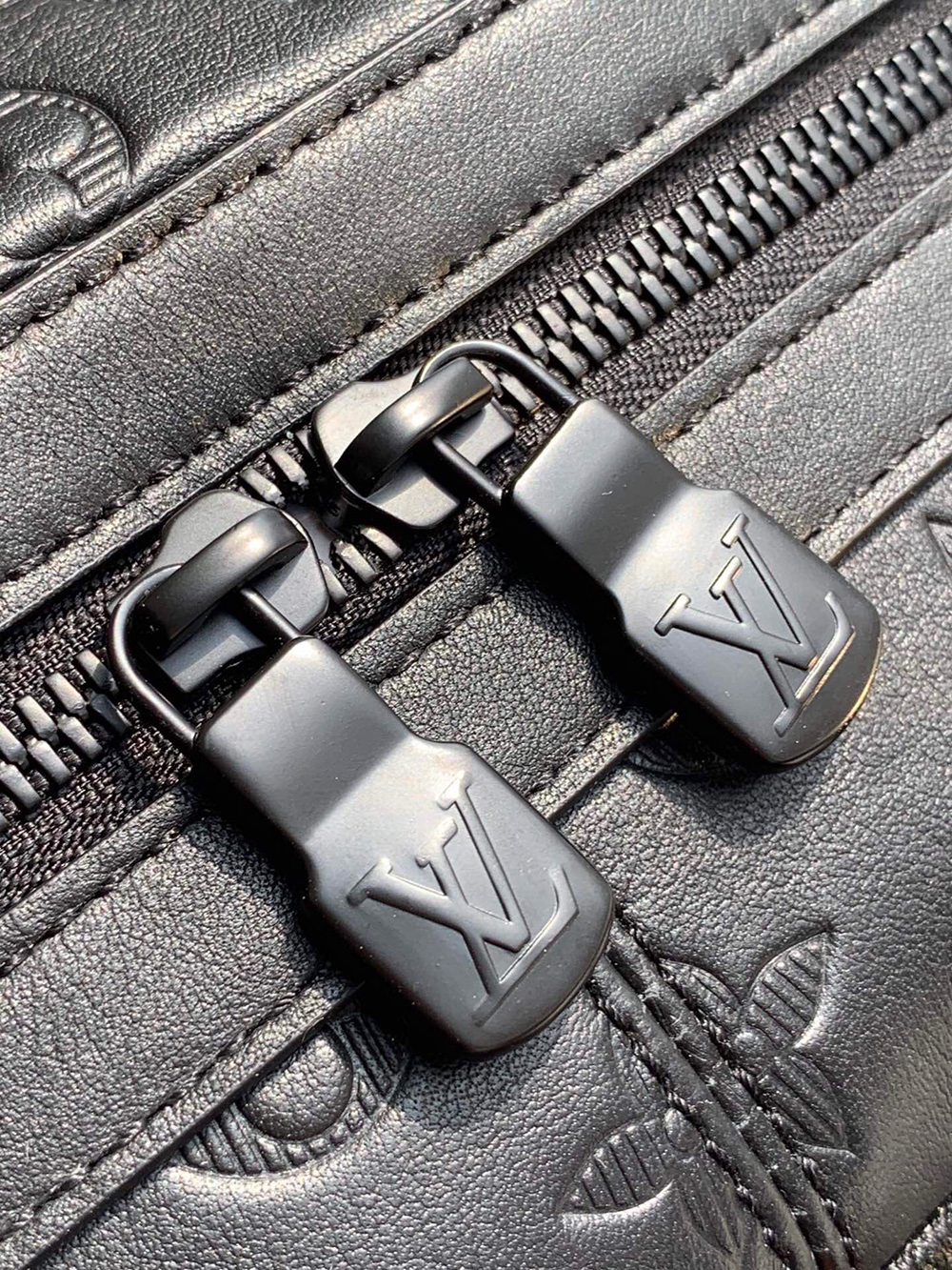 l0*is V*t0n bags m44727 32*40*20cm