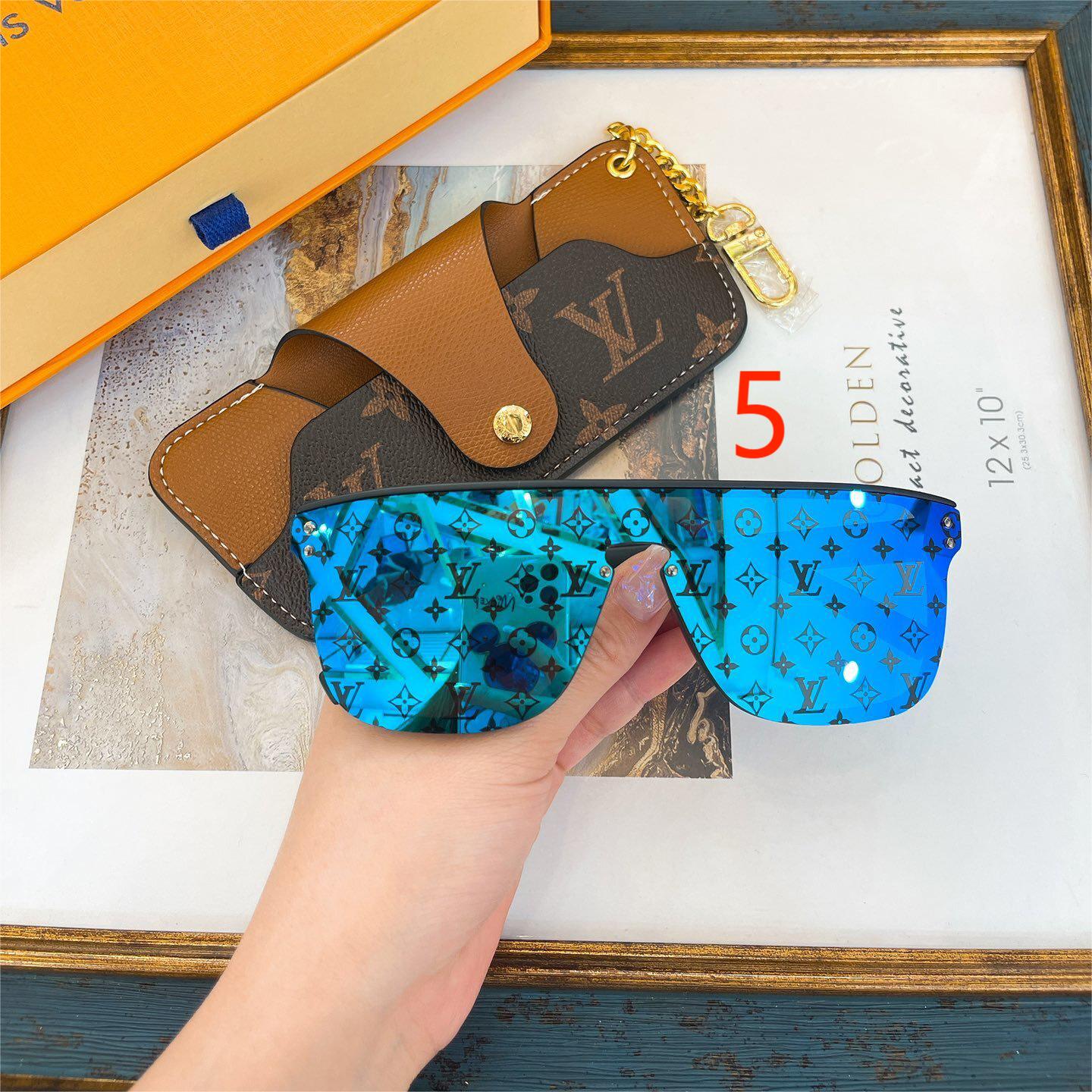 l0*is V*t0n glasses z2330e