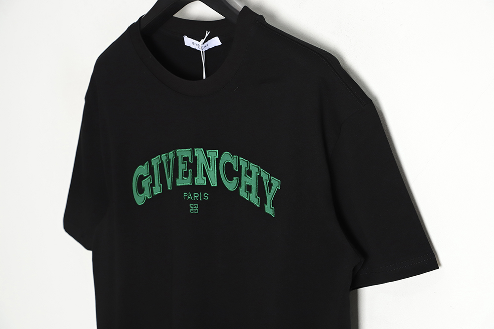 Givenchy Givenchy Embroidered Patch Logo Short Sleeve TSK1