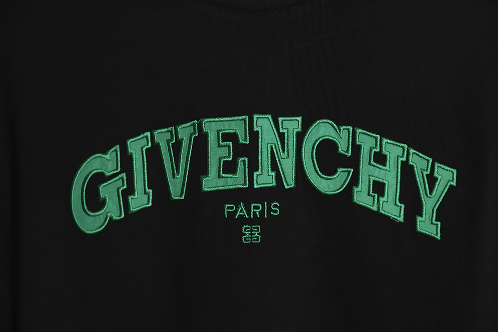 Givenchy Givenchy Embroidered Patch Logo Short Sleeve TSK1