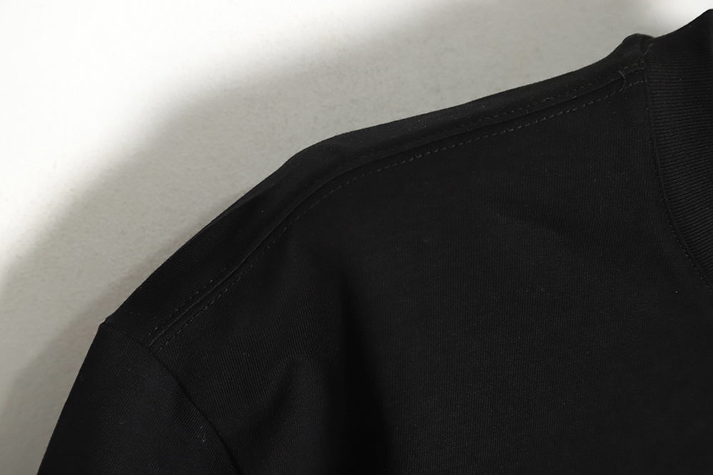 Givenchy Givenchy Embroidered Patch Logo Short Sleeve TSK1