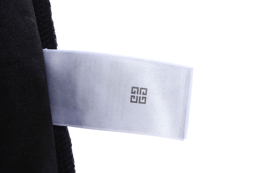 Givenchy letter print hole short sleeve TSK2