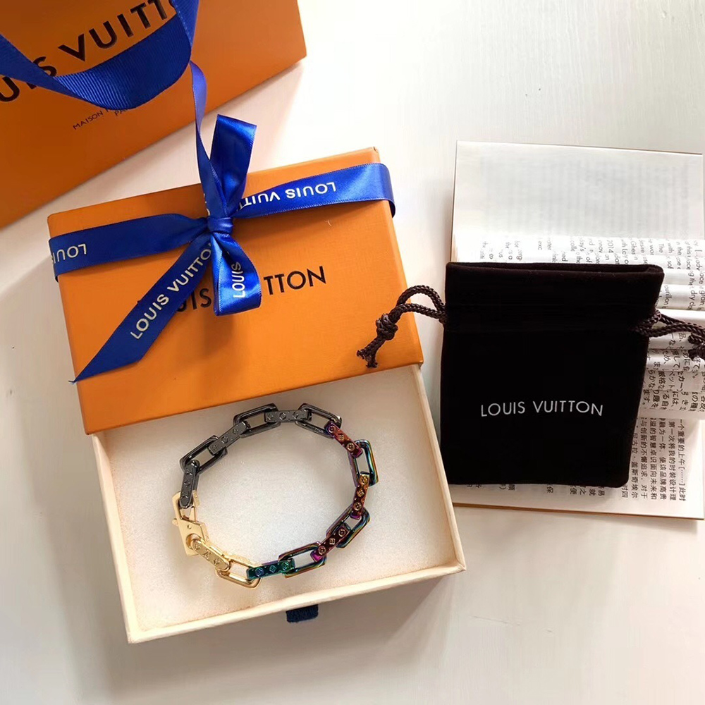 l0*is V*t0n bracelet m68242