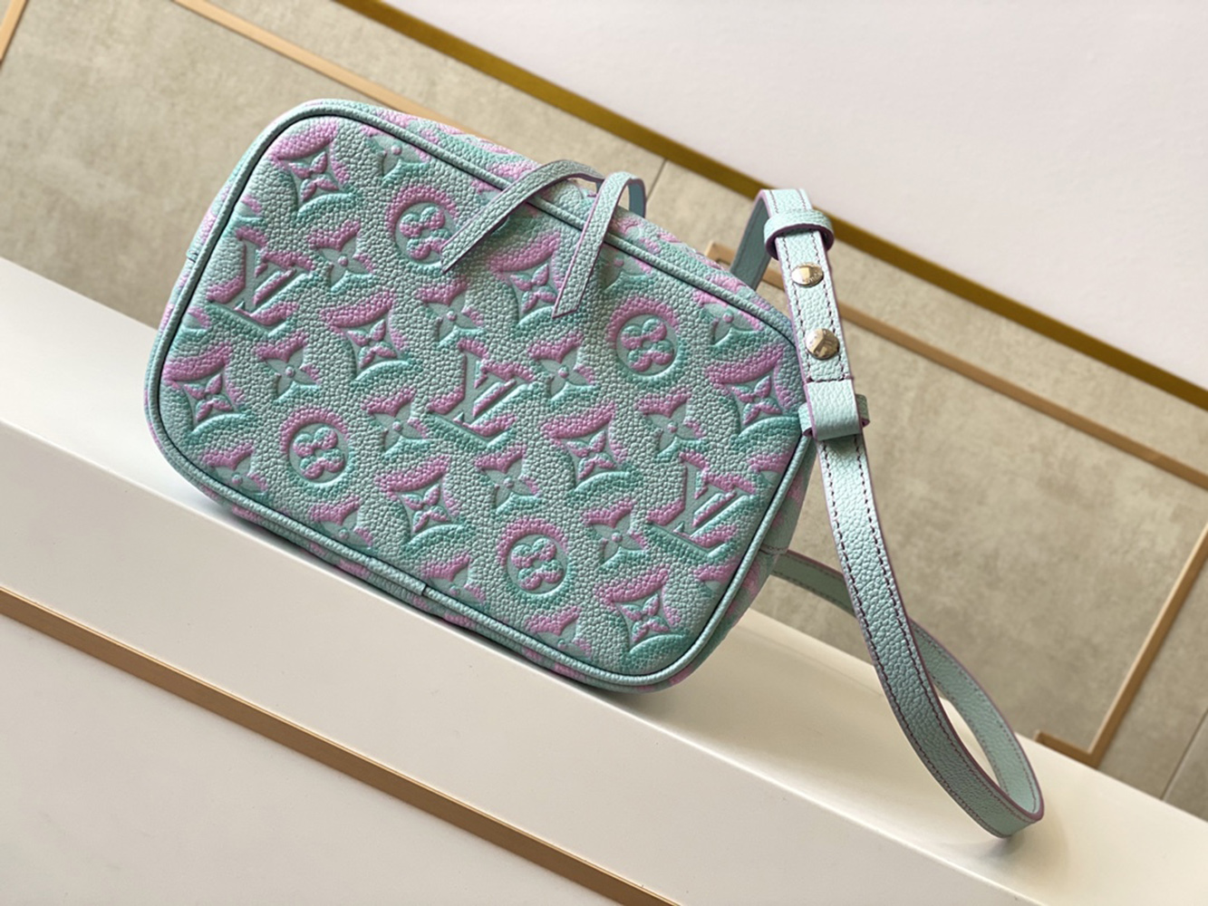 l0*is V*t0n bags m46173 20*20*13cm